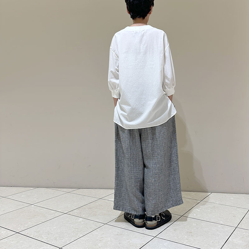 ティグルブロカンテ モノクロチェックリネン ギャザーワイドパンツ