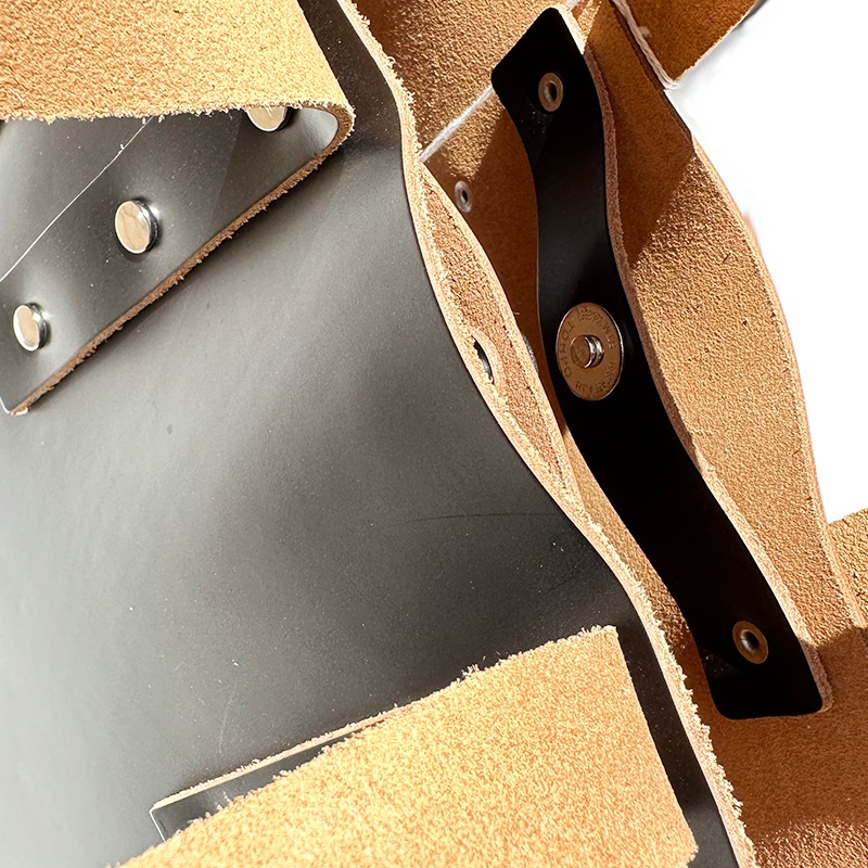 エンダースキーマ assemble hand bag tall M -black- | Hender