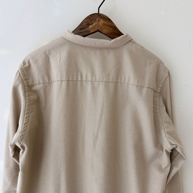 ティグルブロカンテ ビエラネルツイル スモールカラーロングシャツ unisex