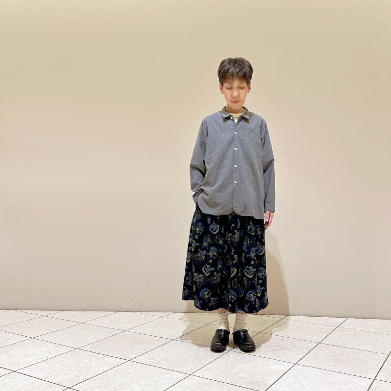 ティグルブロカンテ ビエラネルツイル スモールカラーロングシャツ unisex