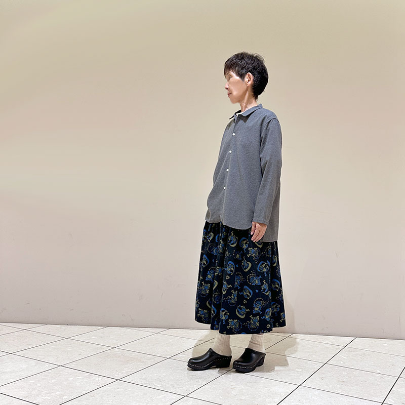 ティグルブロカンテ ビエラネルツイル スモールカラーロングシャツ unisex