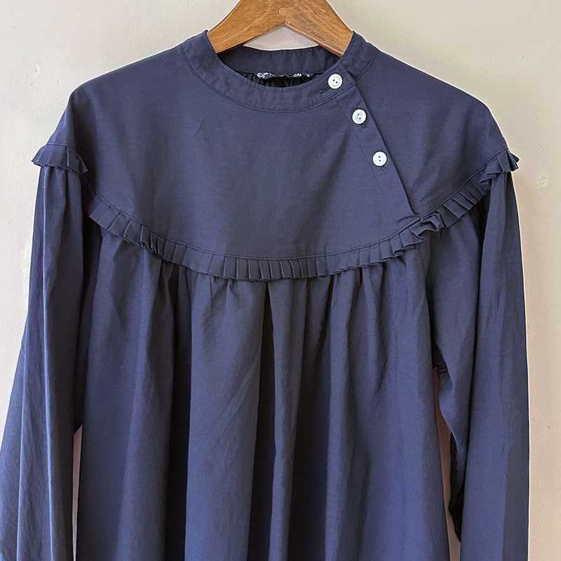 ティグルブロカンテ コットンテンセルローン ラウンドヨークチュニック