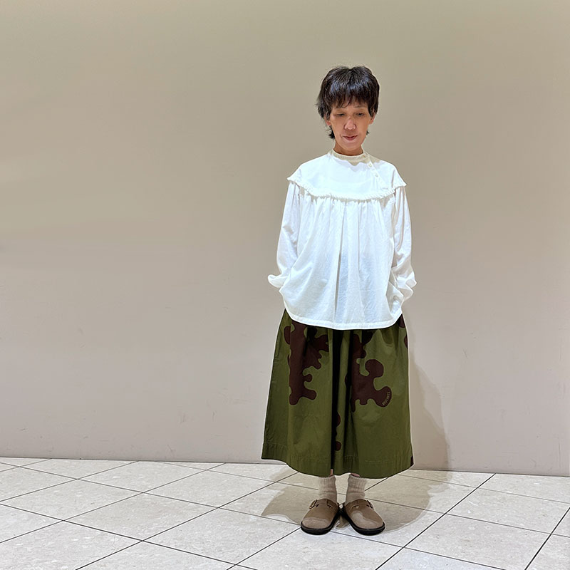 ティグルブロカンテ コットンテンセルローン ラウンドヨークチュニック