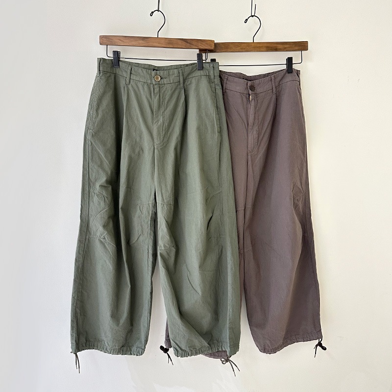 ティグルブロカンテ　コードストライプ ダーツワイド パンツ unisex