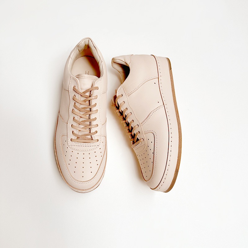 Hender Scheme エンダースキーマ　シューズ エンダースキーマの22夏秋シューズ、異なるレザーで切り替えた