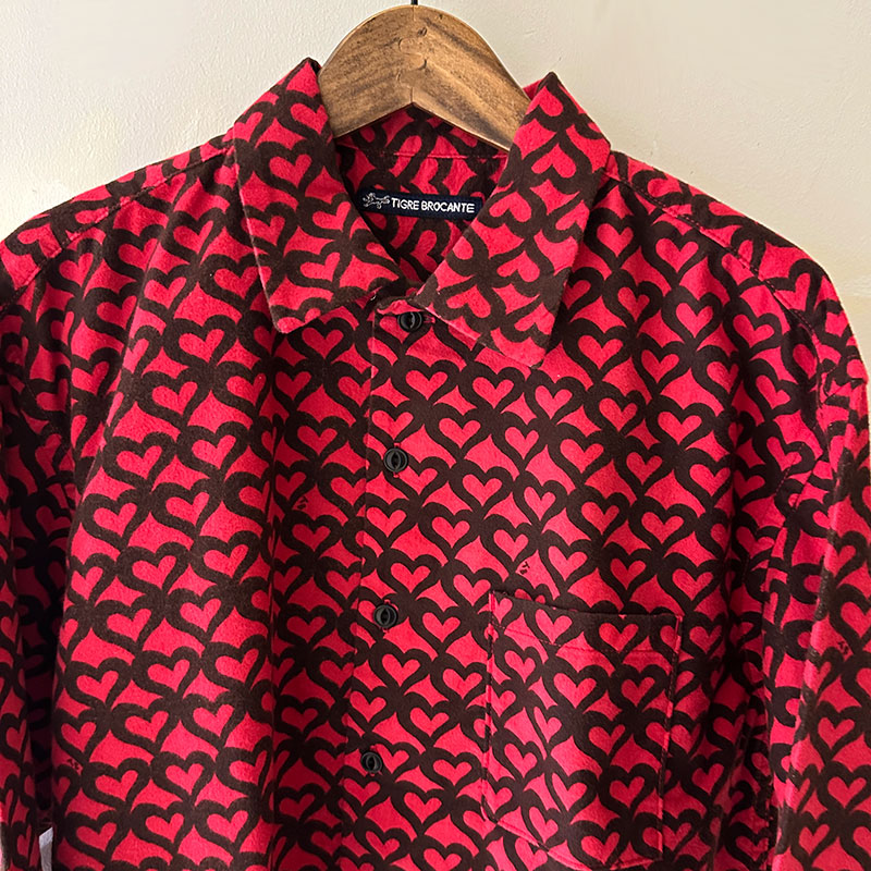 ティグルブロカンテ シェアハートネル ベニスビーチL/S シャツ unisex
