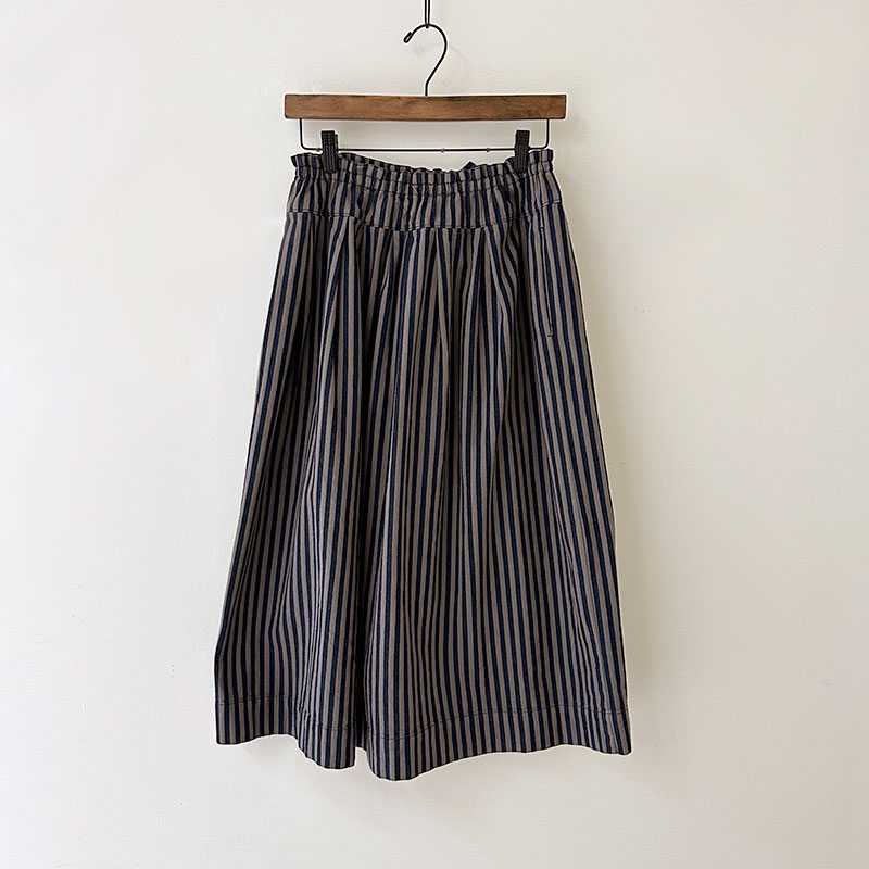 ティグルブロカンテ ヒッコリーポケットフィセルロングスカート　