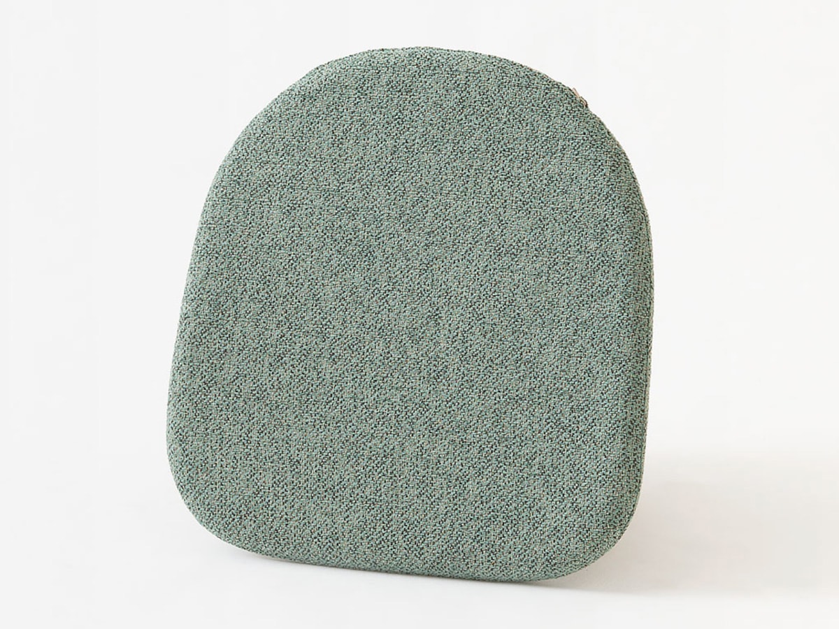 飛騨産業座クッション【NEWMCKINLEY】ニューマッキンレイ NM26ZQ~佐川急便~