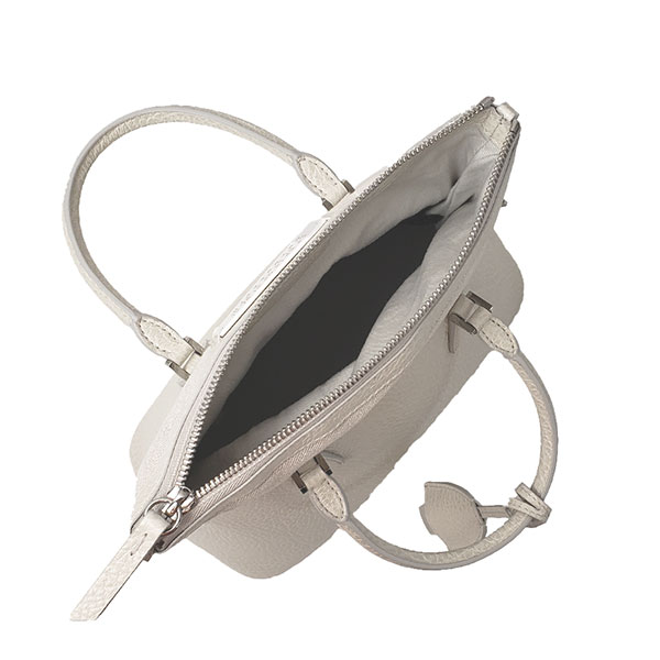 【本日限定値下げ】Maison Margiela ハンドバッグ　ホワイト Maison Margiela メゾンマルジェラ Snatched スナッチド