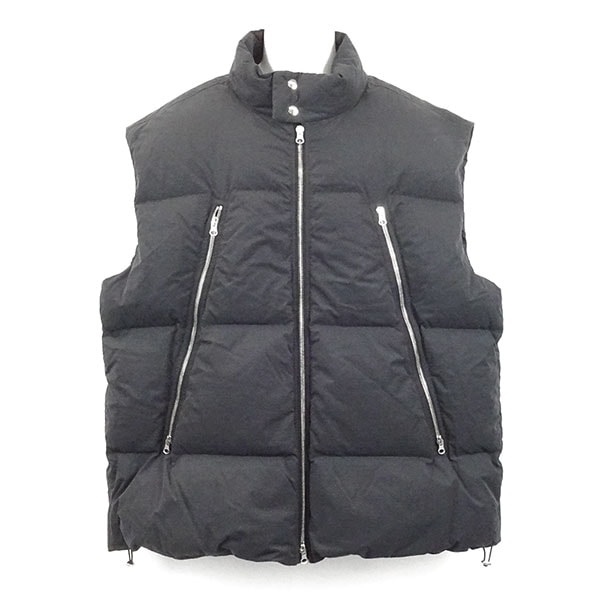 MM6 メゾンマルジェラ ダウンベスト メンズ Maison Margiela S52FB0075 S76536 900 ブラック サイズ52 ※サイズ別の在庫状況はお問合せください。