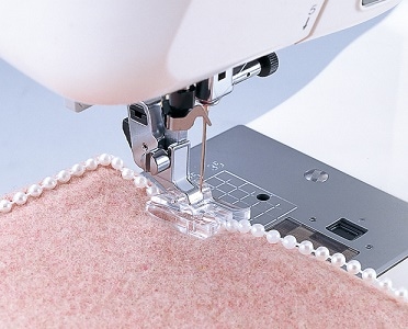 ROANNU ミシン　440B FREE Digital Manuals for HUSQVARNA VIKING EPIC 980Q Sewing Machine