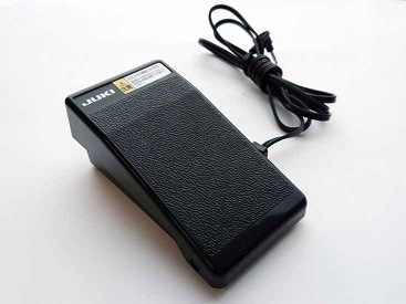 フットコントローラー 新：40064857・旧：40130317 JUKI（ジューキ）TL