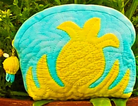 パイナップルポーチ