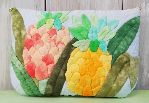 パイナップル畑の2Wayポーチ