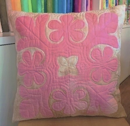 プルメリアのクッションカバー（ピンク）