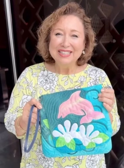 ピンクドルフィンとナウパカ　ショルダーバッグ