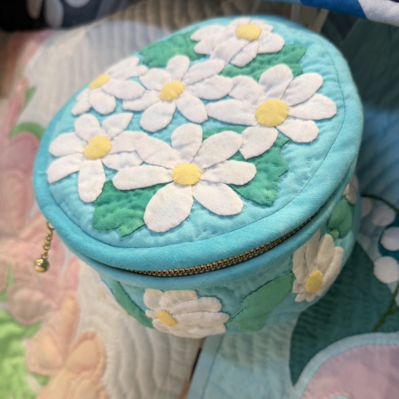 マトリカリアのバニティケース