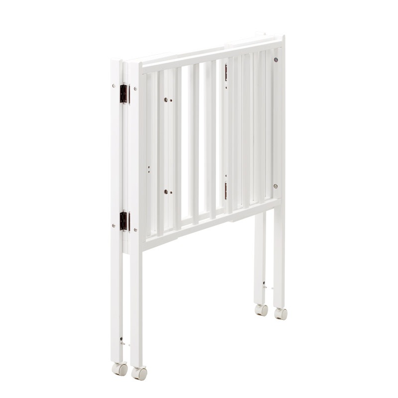 折りたたみ ミニベビーベッド(収納板付)【国産】里帰り出産にも便利な折りたたみ式で組立も簡単 床板の高さが76cmで屈まずお世話ができるハイポジション［レンタル］