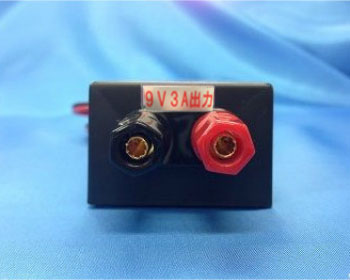 9Vで使用している電気柵に12Vのバッテリーが使用できるDC/DCコンバーター