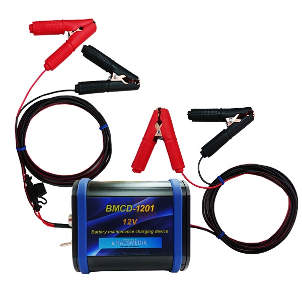 バッテリー充電器 ドライブレコーダーなどによって低電圧になったバッテリーに充電する BMCD
