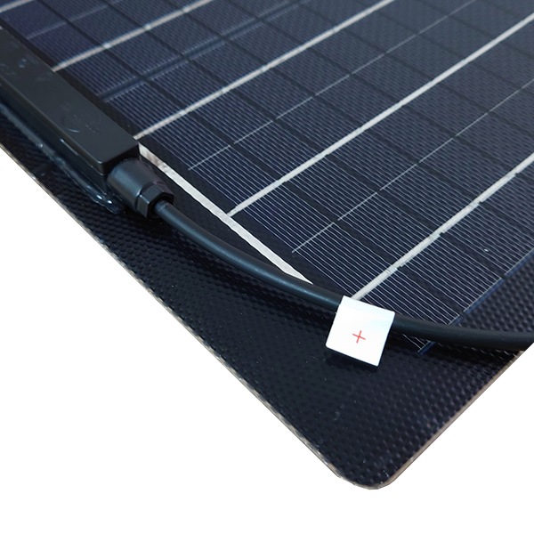 24Vシステム対応 20W 薄型 軽量 セミフレキシブル ソーラーパネル 単