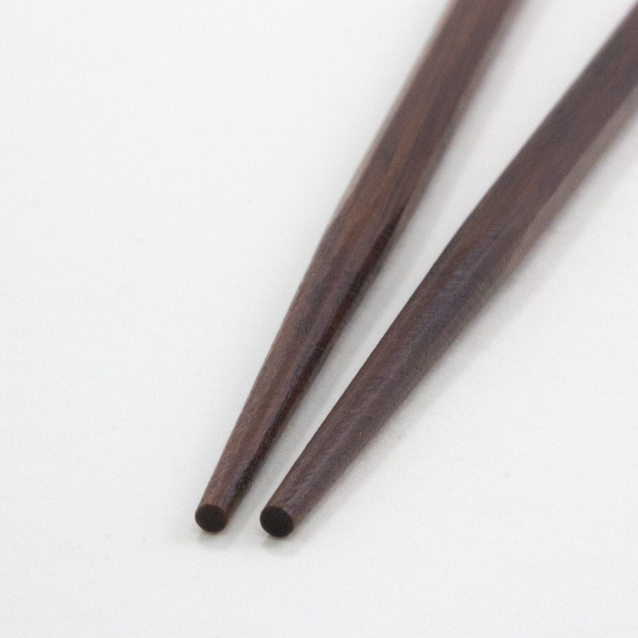 八角鉄木六回塗　中　20.5cm