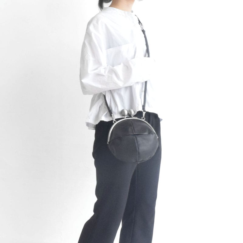 シークレットナイト特別価格！新品未使用　kawa kawaショルダー kuchigane】サークル2WAYショルダー | 斜め掛けバッグ