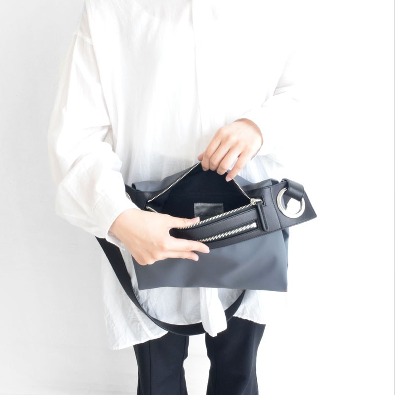 rubber-cho】hatomeボディバッグMサイズ | ボディバッグ