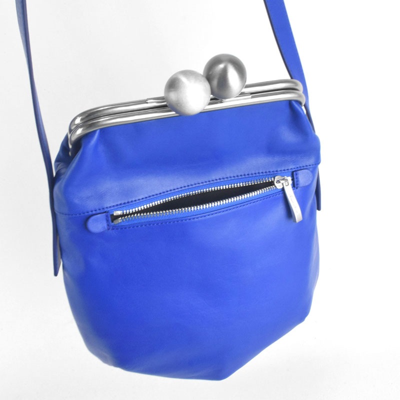 Newリリース【kuchigane blue】斜め掛けショルダーバッグMサイズ