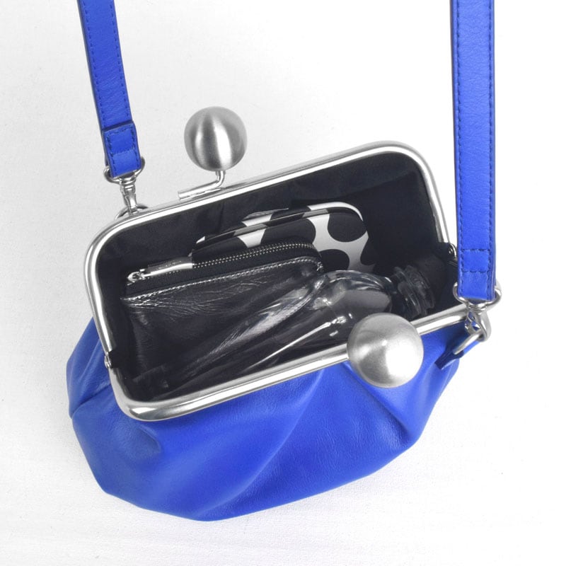 Newリリース【kuchigane blue】ギャザーポシェット | ポシェット