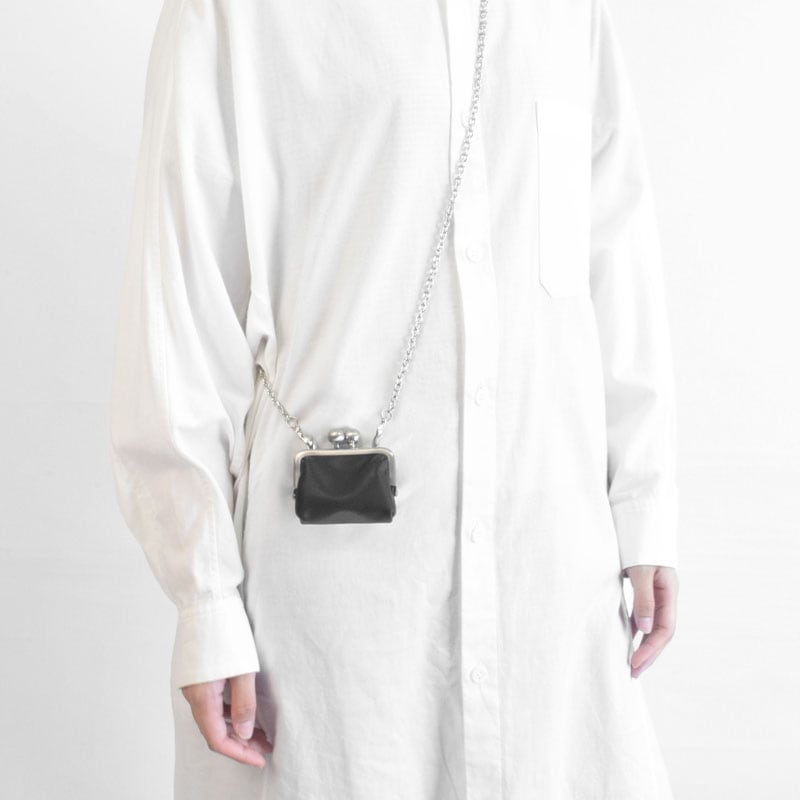 極美品カワカワ KAWAKAWA がま口 スマホポーチ バッグ ショルダー 口金マイクロポシェット】 | ポシェット