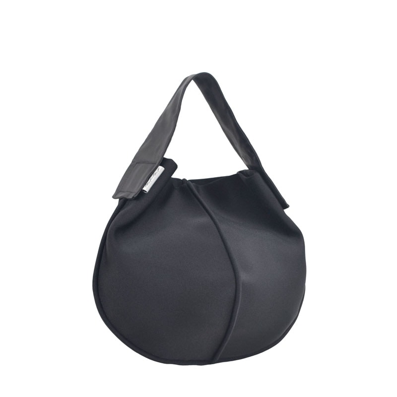 【美品】慈雨　カワカワ　ラバーチョ　2way ショルダーバッグ トート　ブラック 美品】慈雨カワカワラバーチョ2way ショルダーバッグ トートブラック