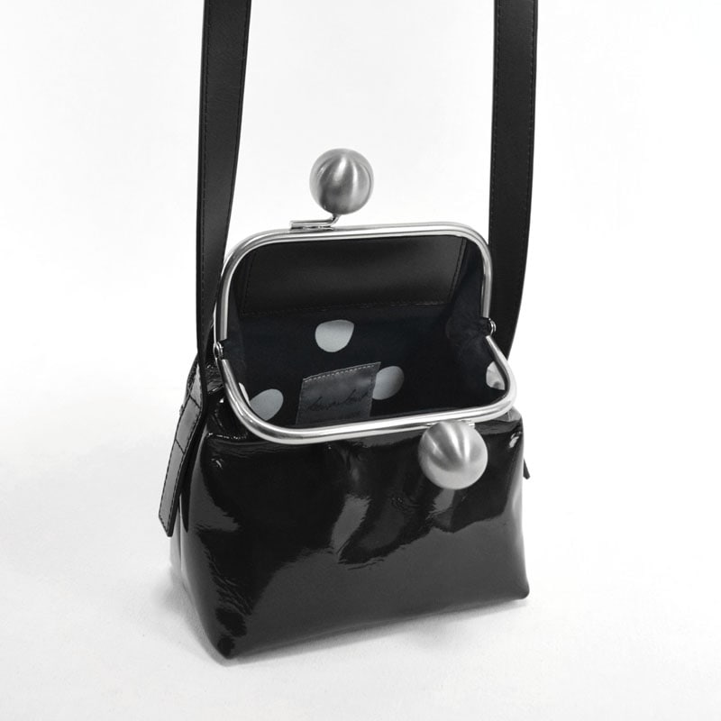 Newリリース【s enamel】口金スクエアポシェットSサイズ | ポシェット