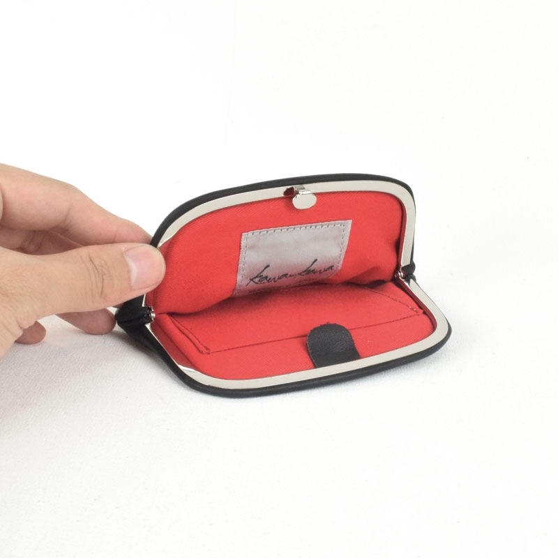 新品未使用　箱付き　kawa-kawa　カワカワ　口金財布〈ピラミッド〉シルバー kawa-Re】super soft口金ミニ財布(1482BK) | すべての商品