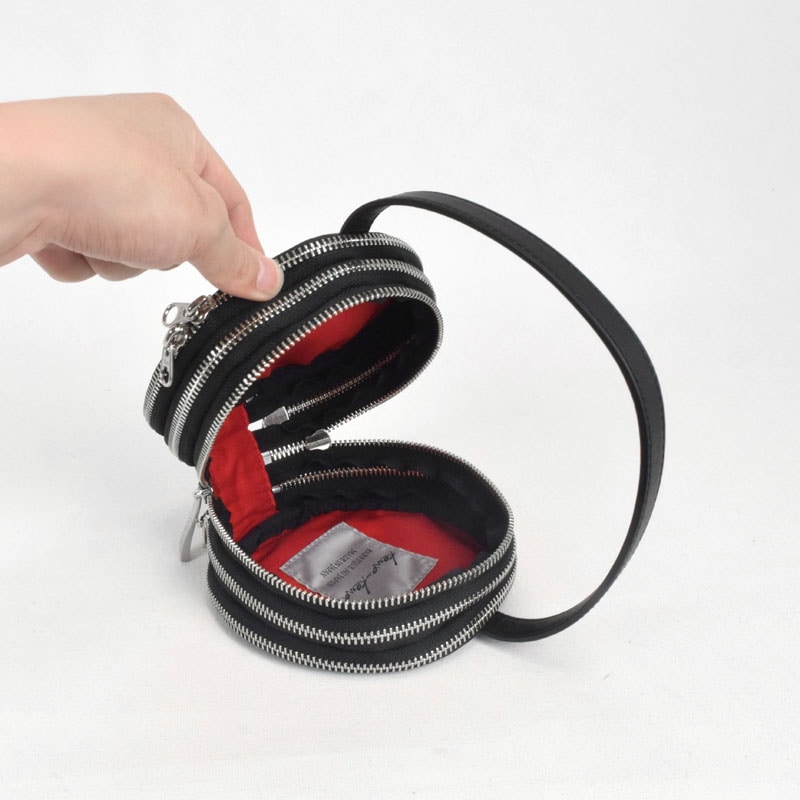 kawa-Re】zipサークルポシェット(1497BK) | ポシェット