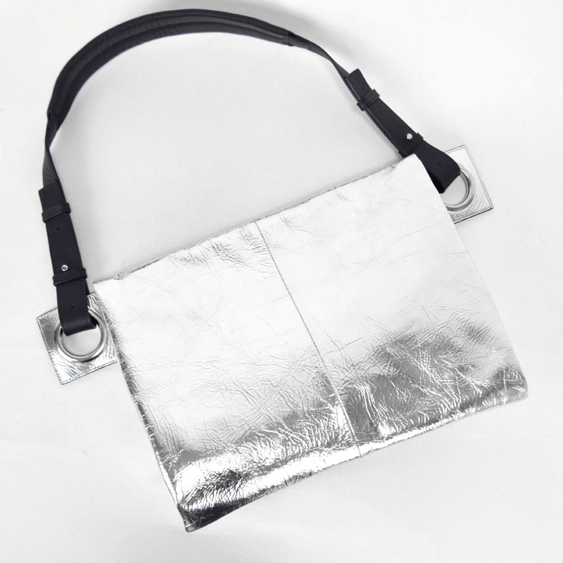 Newリリース【incas】hatomeボディバッグLサイズ | ボディバッグ