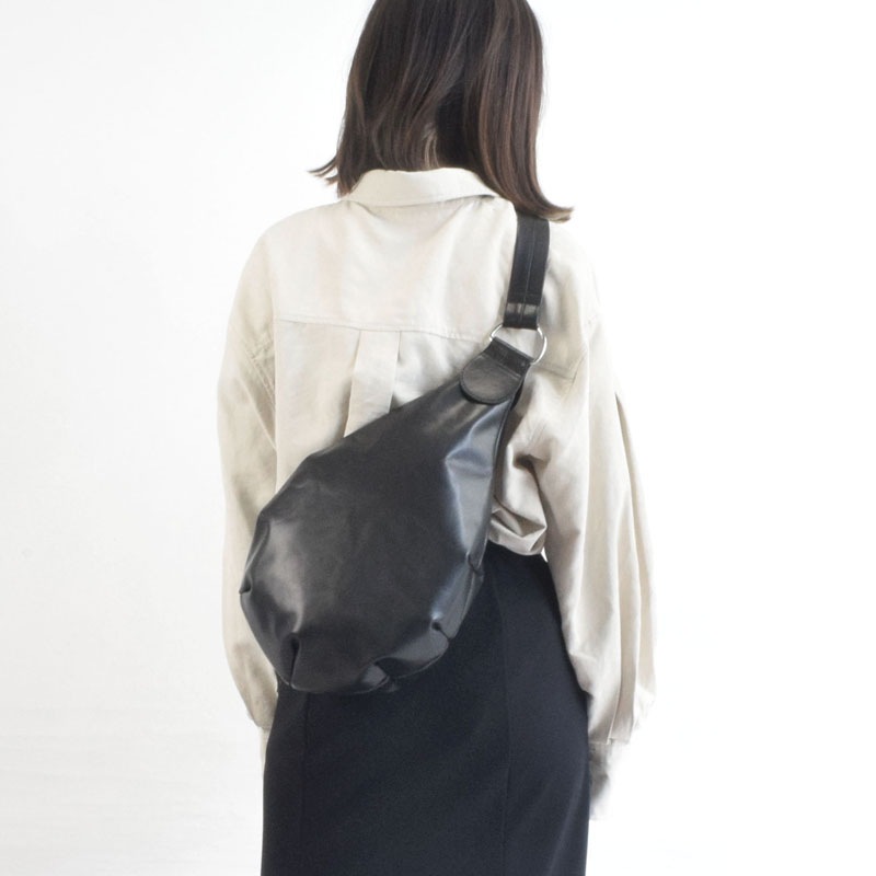 kawa-Re】carfボディバッグ(1488BK) | 斜め掛けバッグ