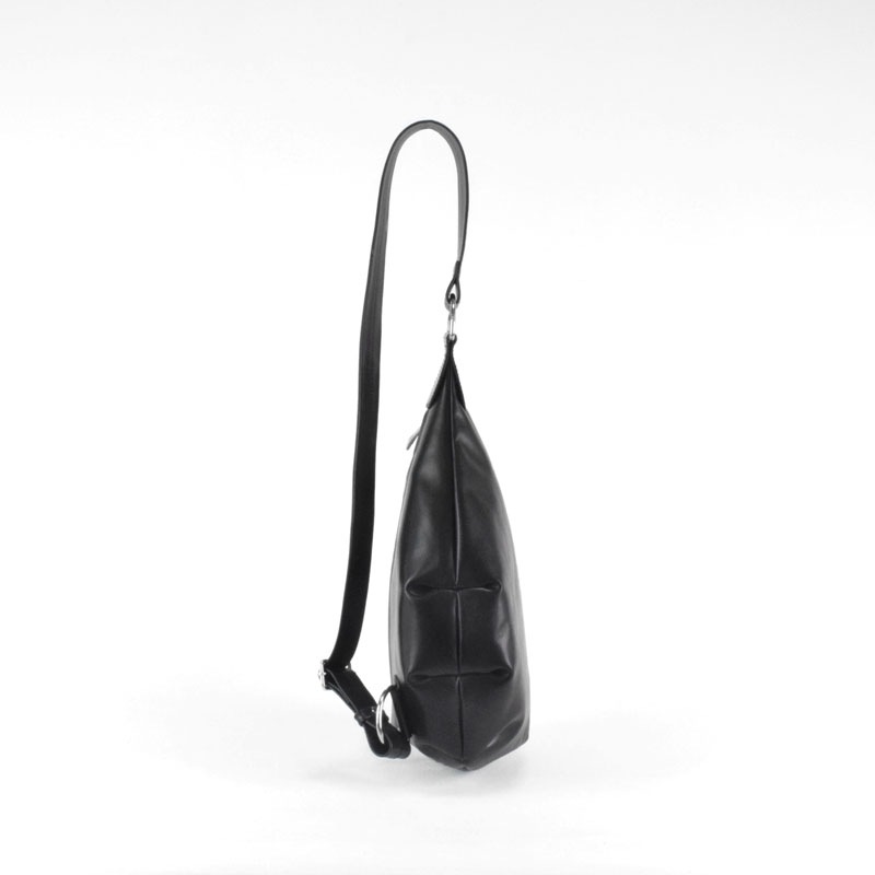 kawa-Re】carfボディバッグ(1488BK) | ボディバッグ