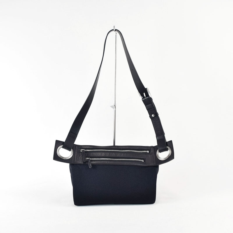 売切れ【kawa-Re】wetボディバッグMサイズ(1289BK) | ボディバッグ