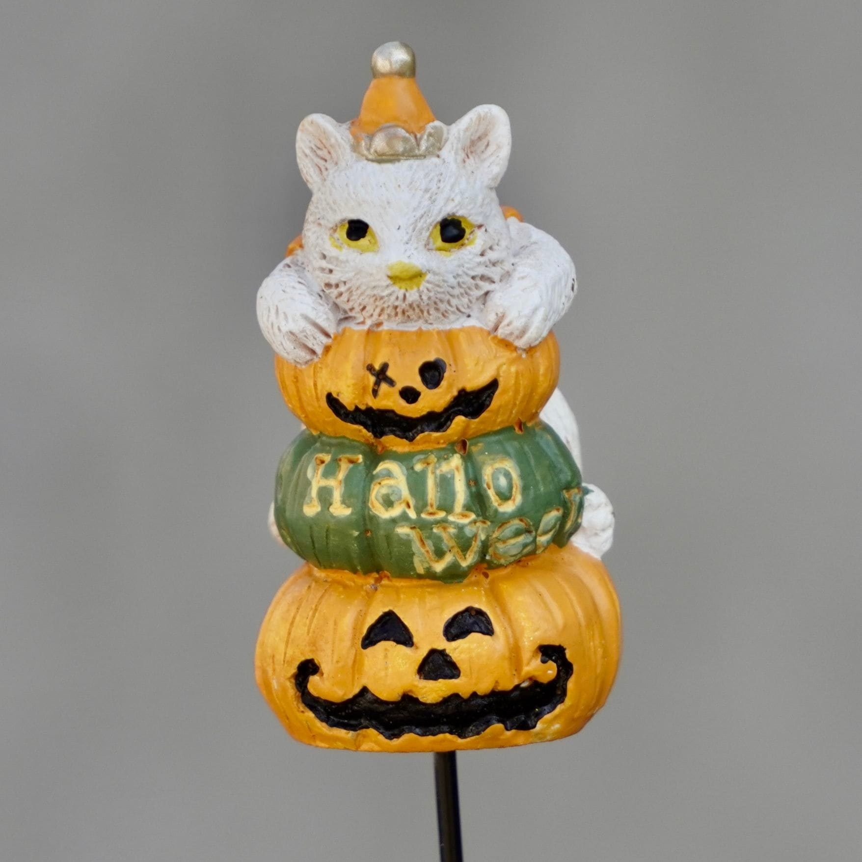 ガーデンピック「パンプキンと白猫さん」