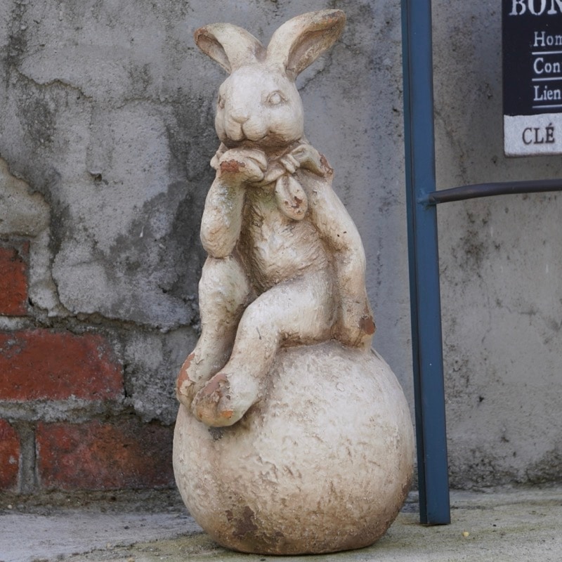 アンティーク・ラビットオーナメント☆考えるうさぎ☆