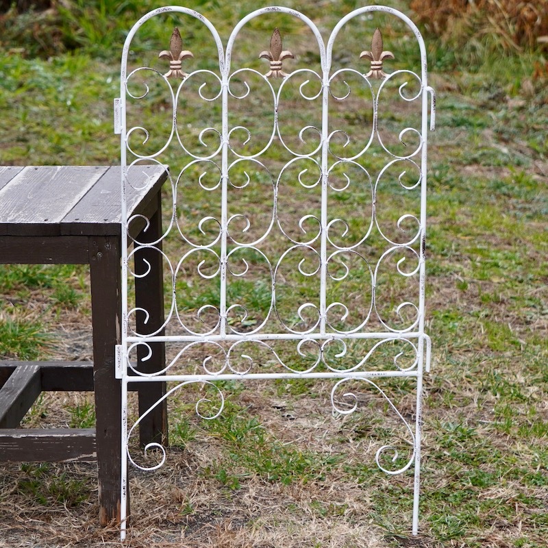 庭の演出に最適なアイテム♡アンティーク調アイアンピックフェンス(2枚セット)♡ 庭の演出に最適アンティーク調アイアンピックフェンス(2枚セット)