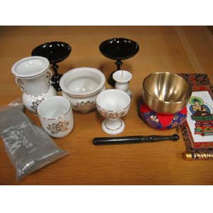 各宗派用 簡単セット 仏具セット 陶器製白にハス模様 | 仏具,仏具