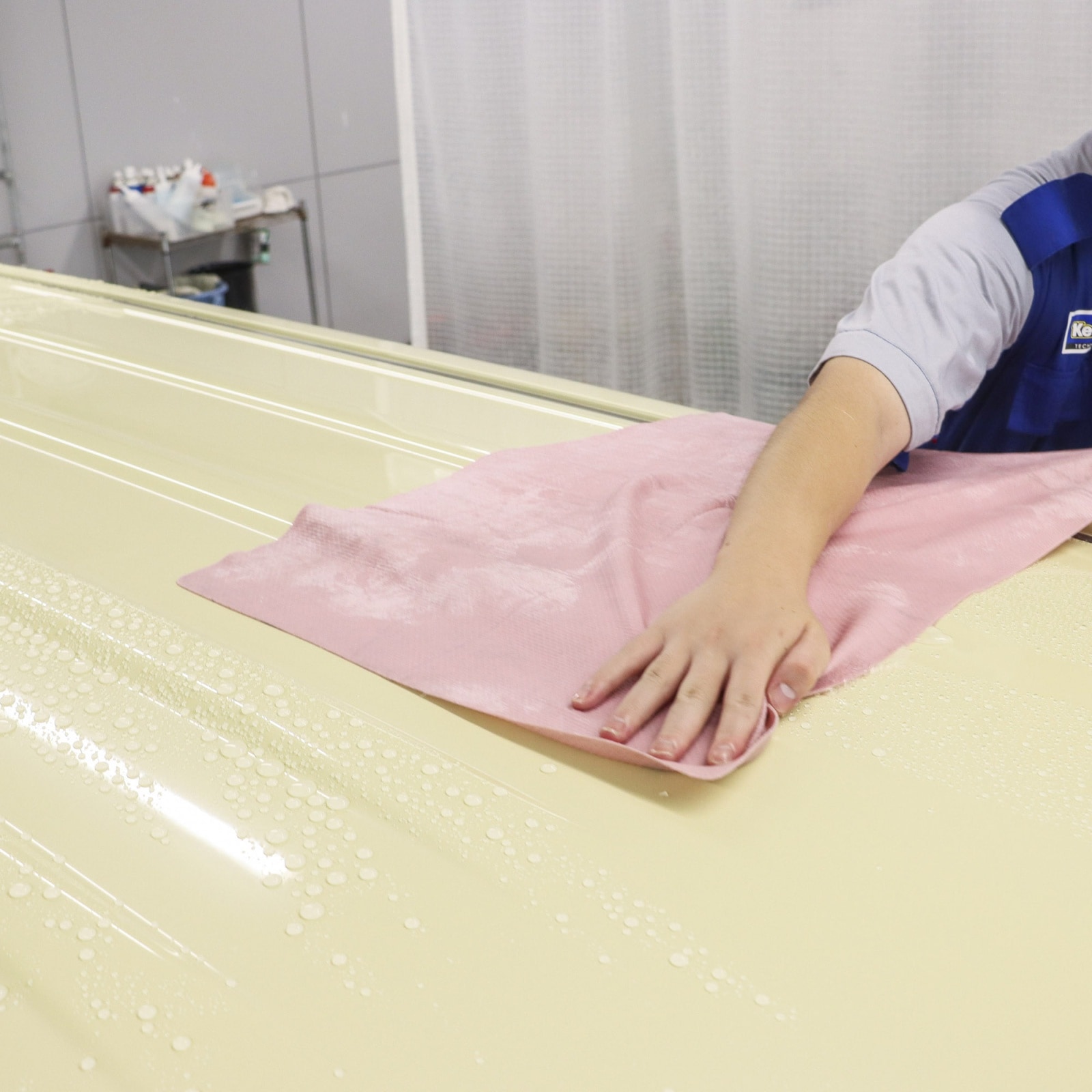 プロ仕様 吸水用セーム プラセーヌラージ 69cm×43cm - 洗車道具
