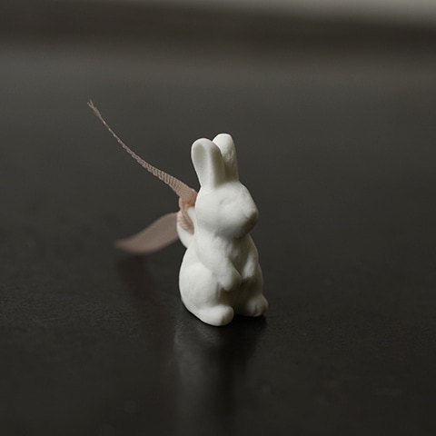 フランス製 手描きウサギフィギュア Anano うさぎのフェーヴ｜恵文社一乗寺店 オンラインショップ