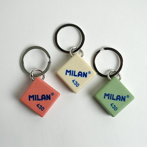 チェリン様【名入れ】両面加工 天然木お名前キーホルダー 席札にも！ チェリン様【名入れ】両面加工 天然木お名前キーホルダー 席札に