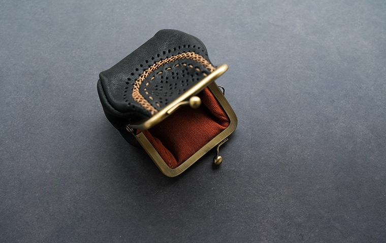 Yammart coin case 01 刺繍入りがま口小銭入れ｜恵文社一乗寺店