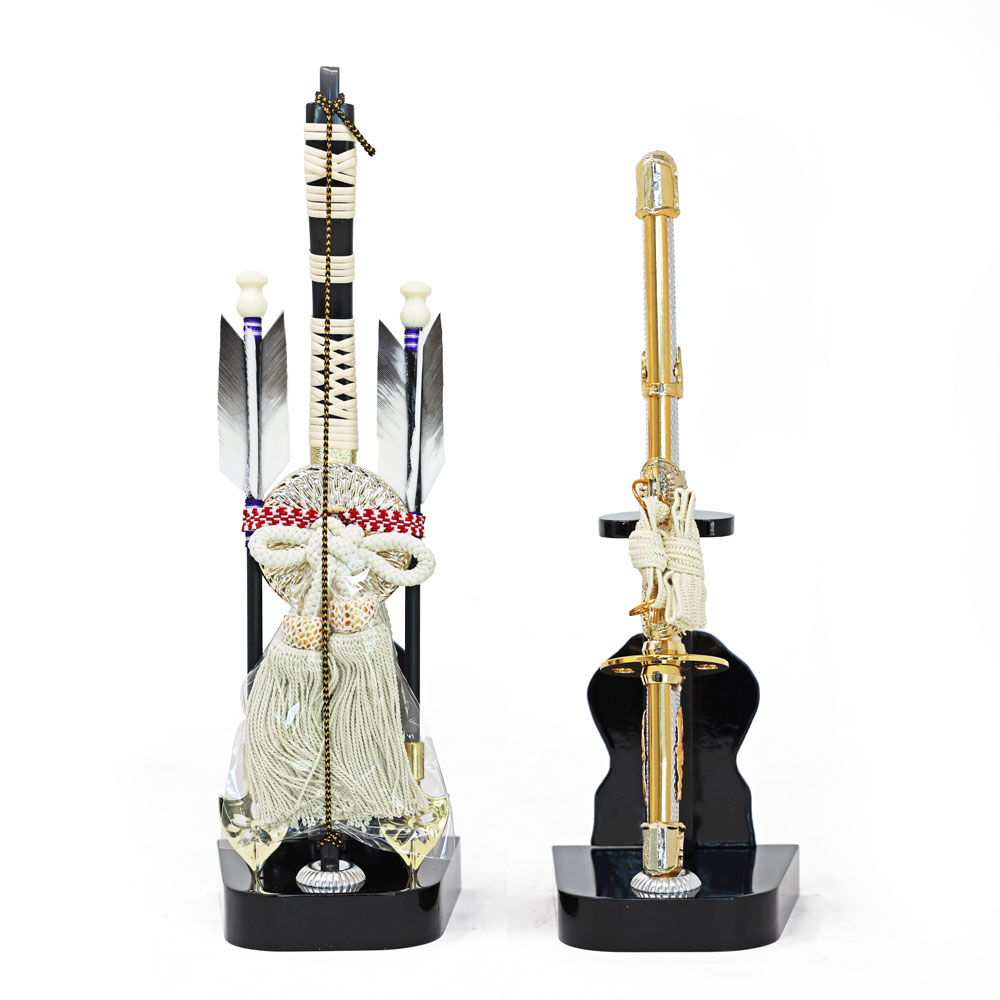 五月人形 コンパクト NEW NAMI（ニューナミ）| 本格木製収納飾りのモダン武将兜