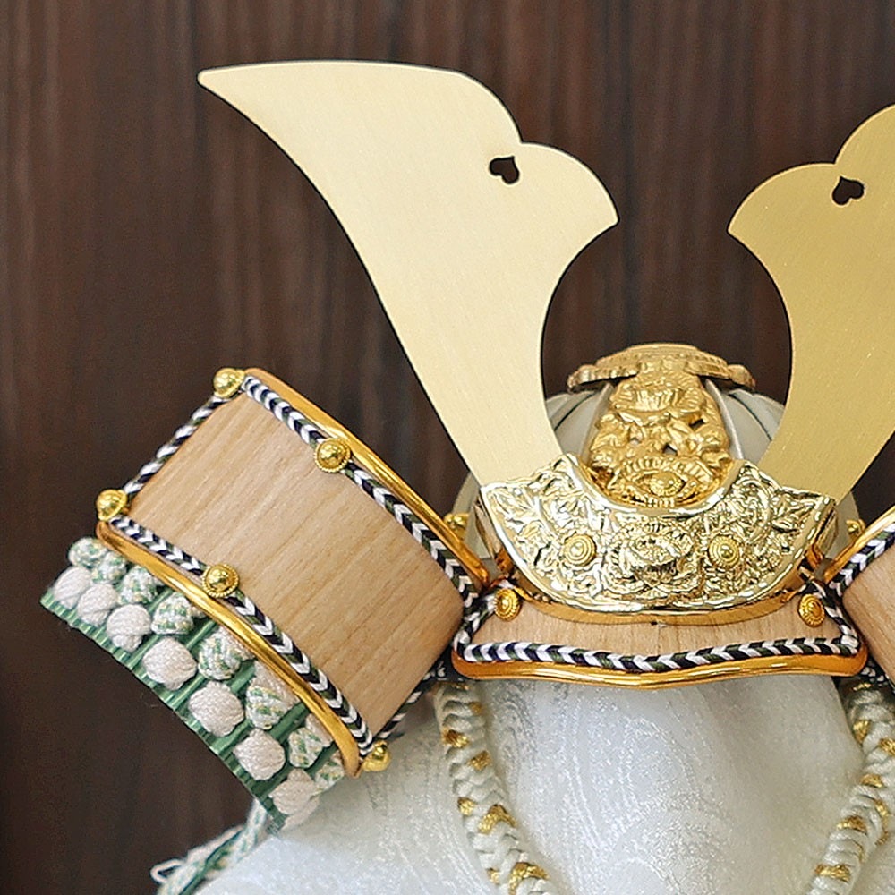 五月人形 コンパクト Premium Brown 木製本格収納飾り | 落ち着いたモダン武将兜