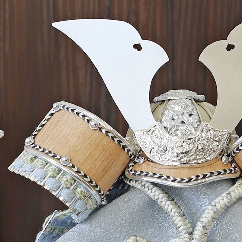 五月人形 コンパクト Premium Brown 木製本格収納飾り | 落ち着いたモダン武将兜